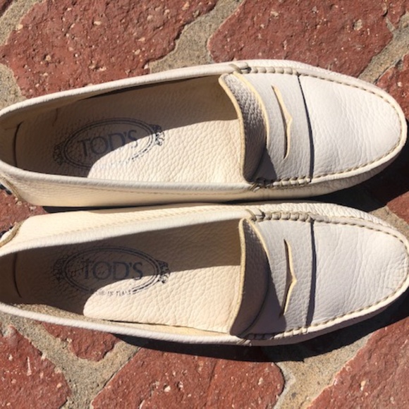 TODS White Gommino Driving Moccasin 7.5 M - Picture 2 of 12